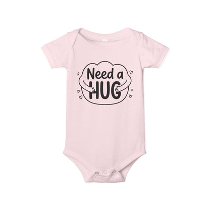 AMA™ "Need a Hug" – Funny Baby Bodysuit