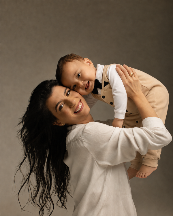Hannah J. | Champagne, 9–12M